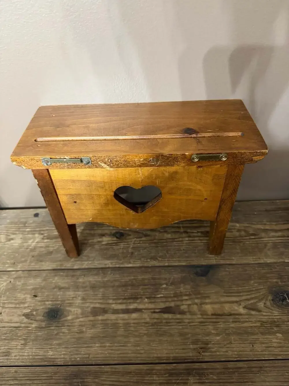 Vintage 12-inch Pine Wood Heart Cut-Out Wall Shelf with Plate Groove
